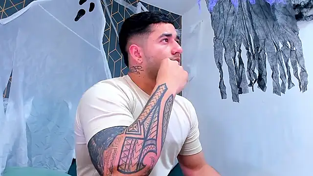 king falconer online show from 23, 10, 2025