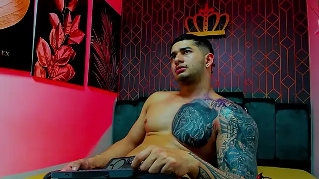 king falconer online show from 11, 9, 2025