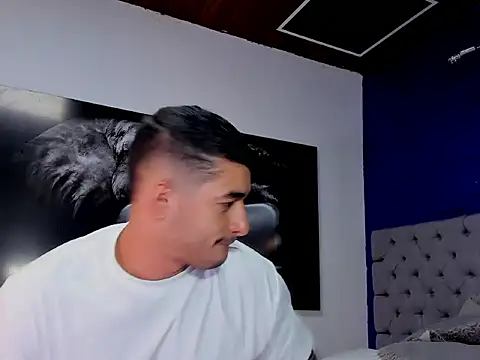 king falconer online show from 16, 1, 2026