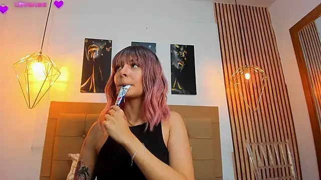 Snapshot of alesziarose chatting on 22, 9, 2025 alesziarose online show from 22, 9, 2025