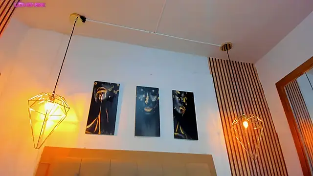 Snapshot of alesziarose chatting on 2, 11, 2025 alesziarose online show from 2, 11, 2025