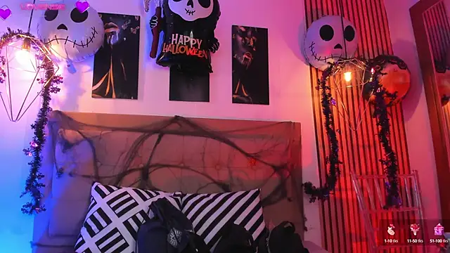 Snapshot of alesziarose chatting on 9, 10, 2025 alesziarose online show from 9, 10, 2025