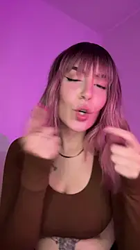 Snapshot of alesziarose chatting on 20, 11, 2025 alesziarose online show from 20, 11, 2025