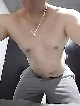 BigCristh79 online show from 7, 10, 2025