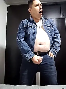 BigCristh79 online show from 7, 4, 2026