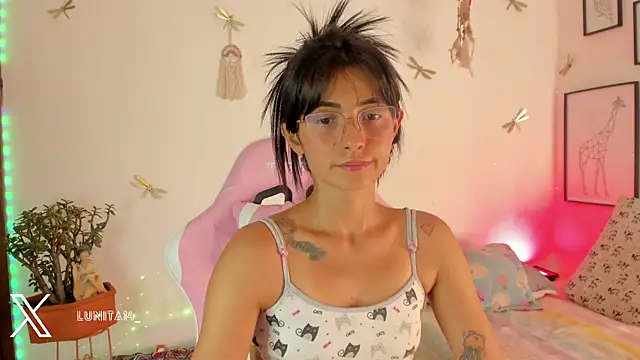 Snapshot of princessluna_19 chatting on 12, 6, 2026 princessluna 19 online show from 12, 6, 2026