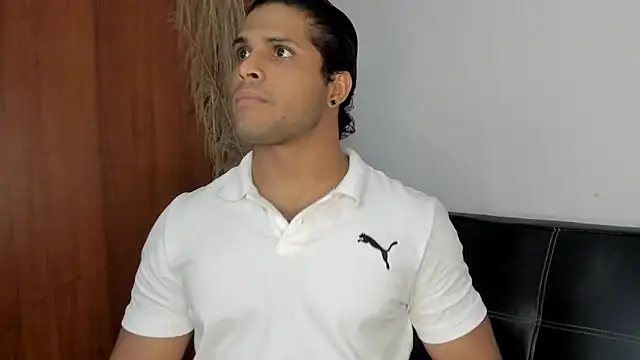 Snapshot of Evansdark1 chatting on 30, 10, 2025 Evansdark1 online show from 30, 10, 2025