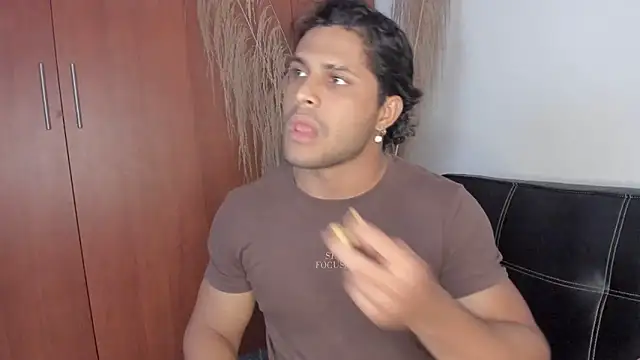 Snapshot of Evansdark1 chatting on 1, 10, 2025 Evansdark1 online show from 1, 10, 2025