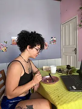 Snapshot of CamillyBlum chatting on 19, 9, 2025 CamillyBlum online show from 19, 9, 2025