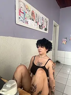 Snapshot of CamillyBlum chatting on 30, 10, 2025 CamillyBlum online show from 30, 10, 2025