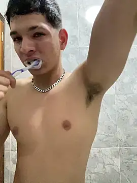 RobinLenoxx online show from 9, 10, 2025