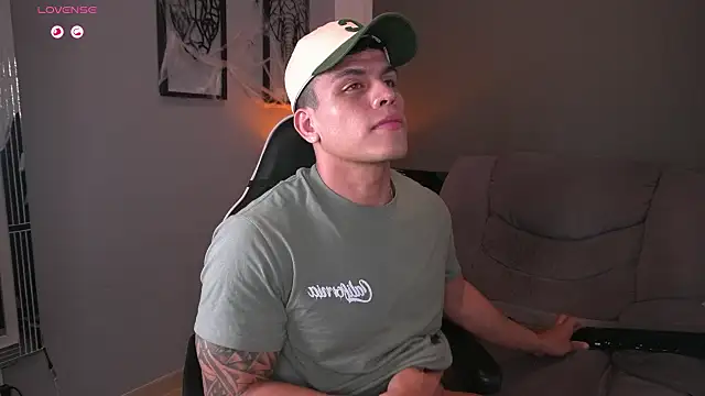 tyler muscle1 online show from 15, 10, 2025