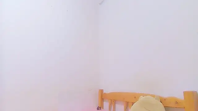 yueeraijj88 online show from 9, 9, 2025