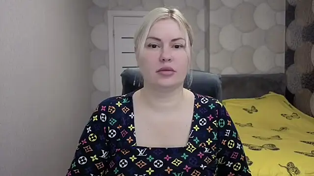 CrystallKiss online show from 29, 11, 2025