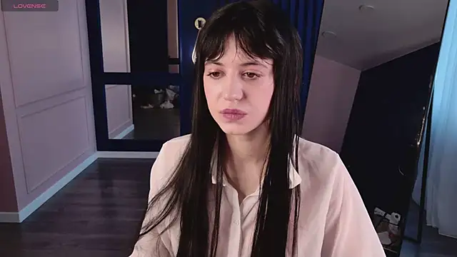 chloe dreammm online show from 7, 4, 2026