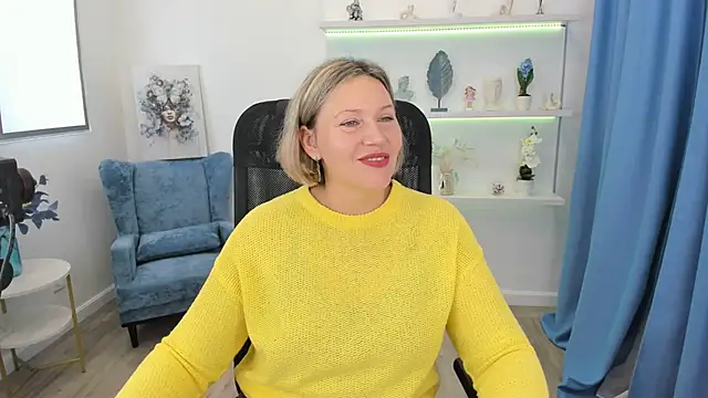 NinaStarle online show from 8, 10, 2025