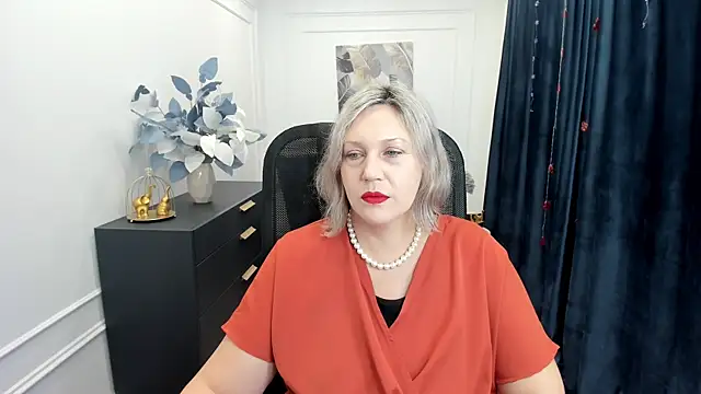 NinaStarle online show from 22, 11, 2025