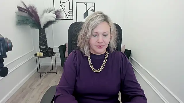 NinaStarle online show from 30, 11, 2025