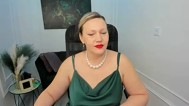 NinaStarle online show from 9, 4, 2026