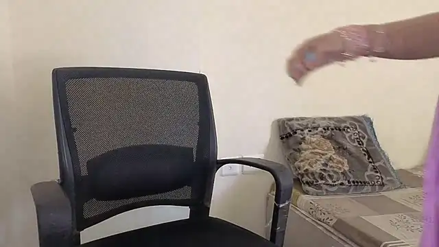 BABY RANI  online show from 15, 4, 2026