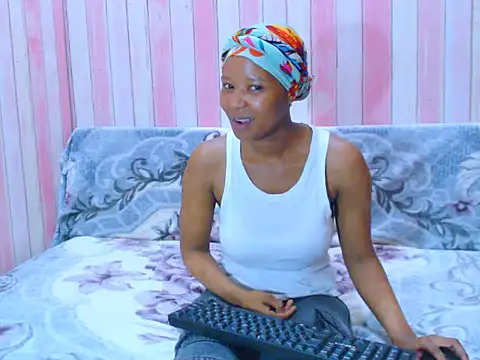 Snapshot of ebonyfirexx chatting on 24, 9, 2025 ebonyfirexx online show from 24, 9, 2025