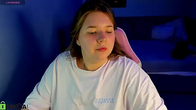 Chloee White online show from 29, 9, 2025