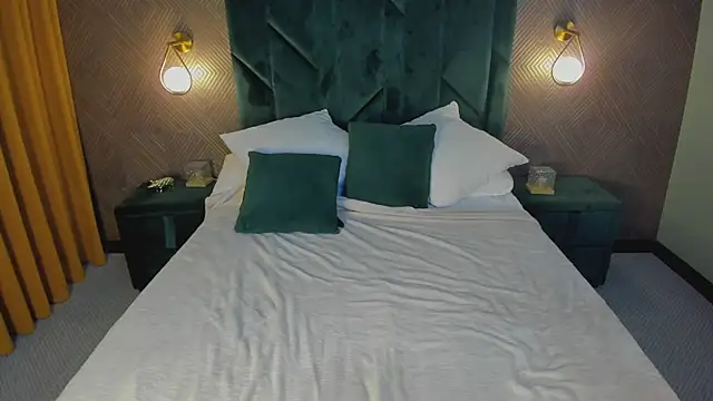 Chloee White online show from 15, 1, 2026