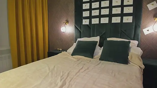Chloee White online show from 23, 5, 2026