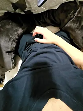 Takumin-mogmog online show from 3, 12, 2025