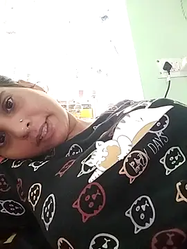 Snapshot of JHILMIL chatting on 12, 9, 2025 JHILMIL online show from 12, 9, 2025