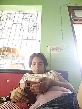 Snapshot of JHILMIL chatting on 24, 9, 2025 JHILMIL online show from 24, 9, 2025