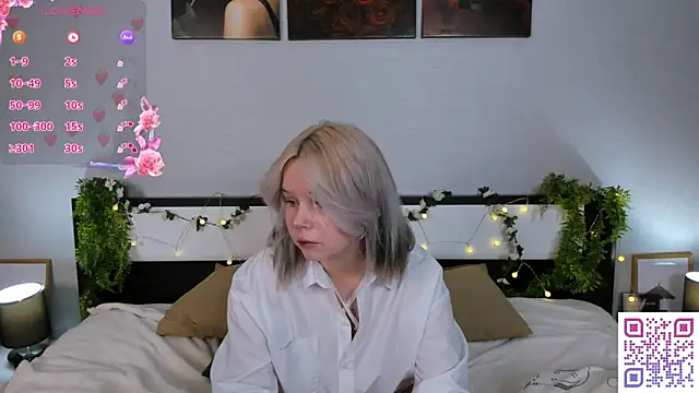 girlllsooft online show from 18, 12, 2025