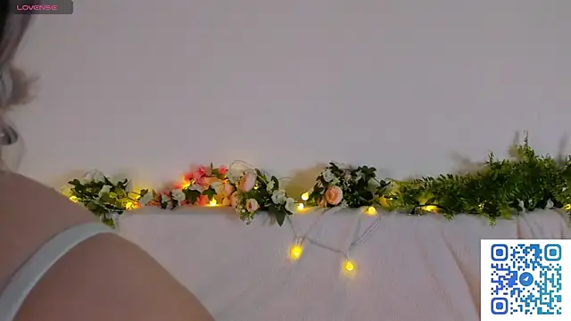 girlllsooft online show from 5, 10, 2025