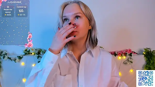 girlllsooft online show from 30, 11, 2025