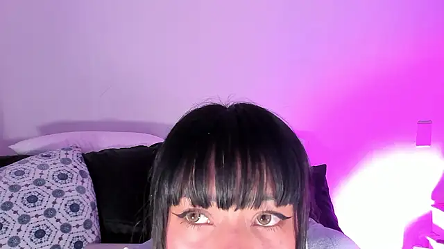 Snapshot of Londonttipton chatting on 10, 2, 2026 Londonttipton online show from 10, 2, 2026