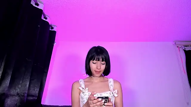 Londonttipton online show from 11, 11, 2025