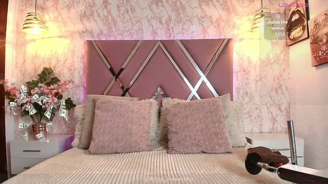 Snapshot of Aliice1_ chatting on 11, 11, 2025 Aliice1 online show from 11, 11, 2025