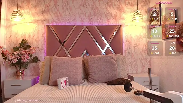 Snapshot of Aliice1_ chatting on 10, 10, 2025 Aliice1 online show from 10, 10, 2025