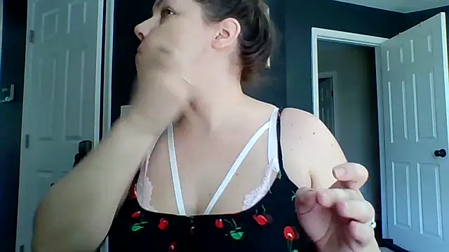Melissamarcosx4 online show from 27, 4, 2026