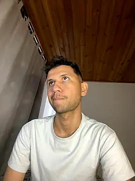 Michaell Spinelly online show from 6, 11, 2025