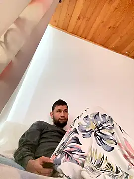 Michaell Spinelly online show from 18, 1, 2026