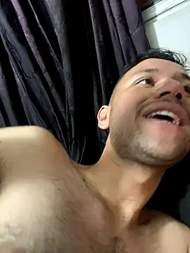 Michaell Spinelly online show from 7, 11, 2025