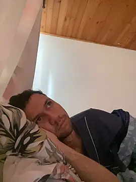 Michaell Spinelly online show from 7, 2, 2026