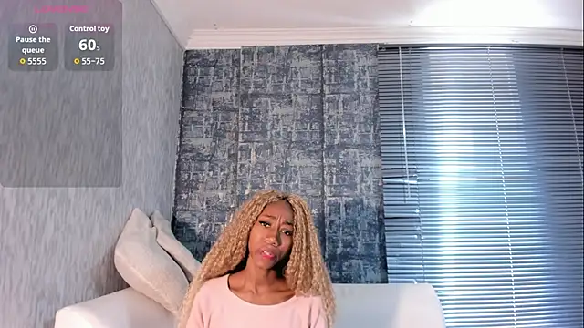 NathalyLeen online show from 29, 3, 2026