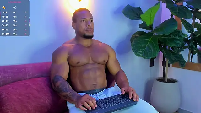 Snapshot of Travis_lenox_ chatting on 20, 2, 2026 Travis lenox online show from 20, 2, 2026