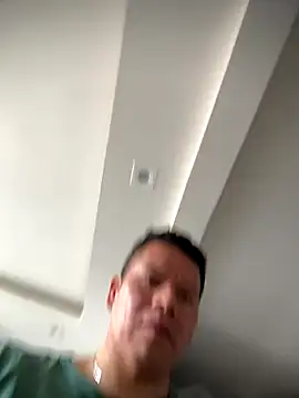 Manu0586 online show from 18, 10, 2025