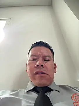 Manu0586 online show from 18, 4, 2026