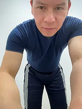 Manu0586 online show from 19, 11, 2025