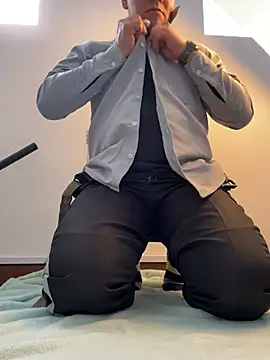 Manu0586 online show from 18, 4, 2026