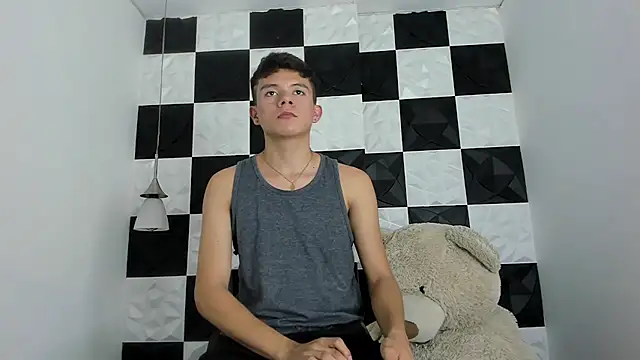 AndyFame1 online show from 4, 11, 2025